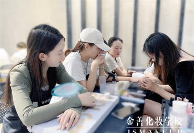 长沙美甲学校排名，前三名的美甲学校！