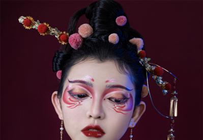 郑州最有名气的化妆学校？